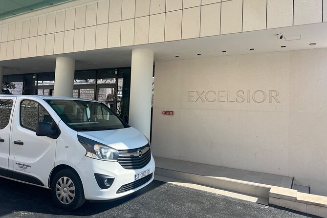 Private Transfer from Split Airport to Split - Routes and real-world signs of competence