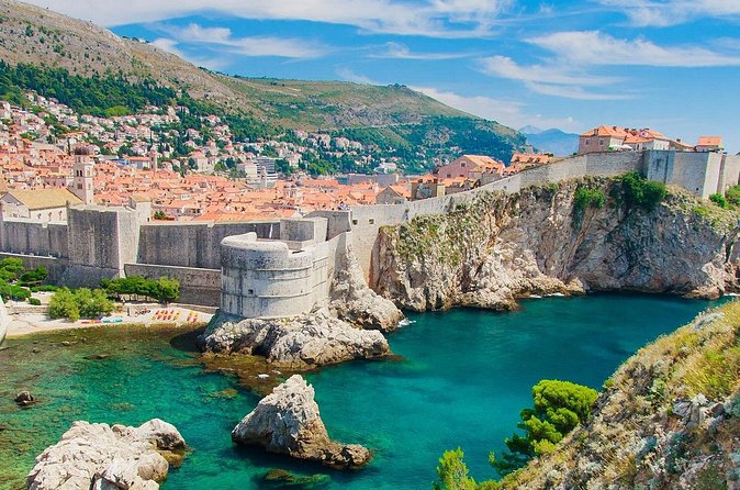 Private Transfer from Split Ferry Port to Split Airport (SPU) - What the Flat Fee Covers, and What It Does Not