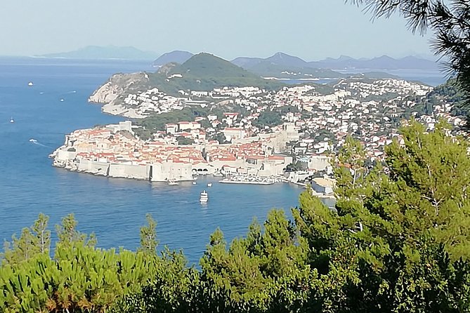 Private transfer: Split to Dubrovnik with side-trip to Makarska - Door-to-door Split to Dubrovnik, minus the travel math