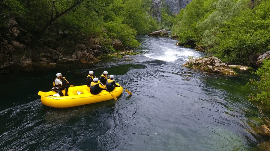 Rafting on the Cetina river - The 30-minute van ride and why it is part of the experience