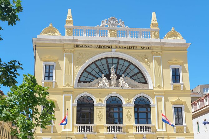 Red Line: Split Panoramic Tour with Sightseeing Bus - Who this is best for in Split
