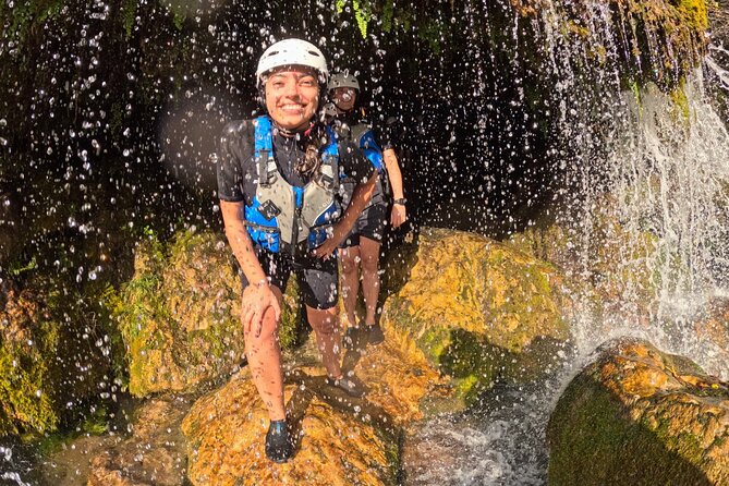 River Rafting from Split- Cliff Jumping- Cave Visit - Cliff jumping from 4 to 6 meters: the fun, the fear, and your best strategy