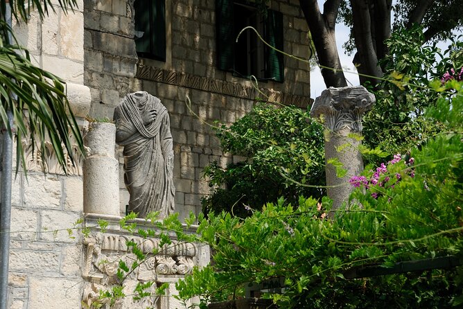 Salona & Amphitheater - Private guided tour - Admission incl. - Ancient Salona: the Roman metropolis and the big shift to destruction