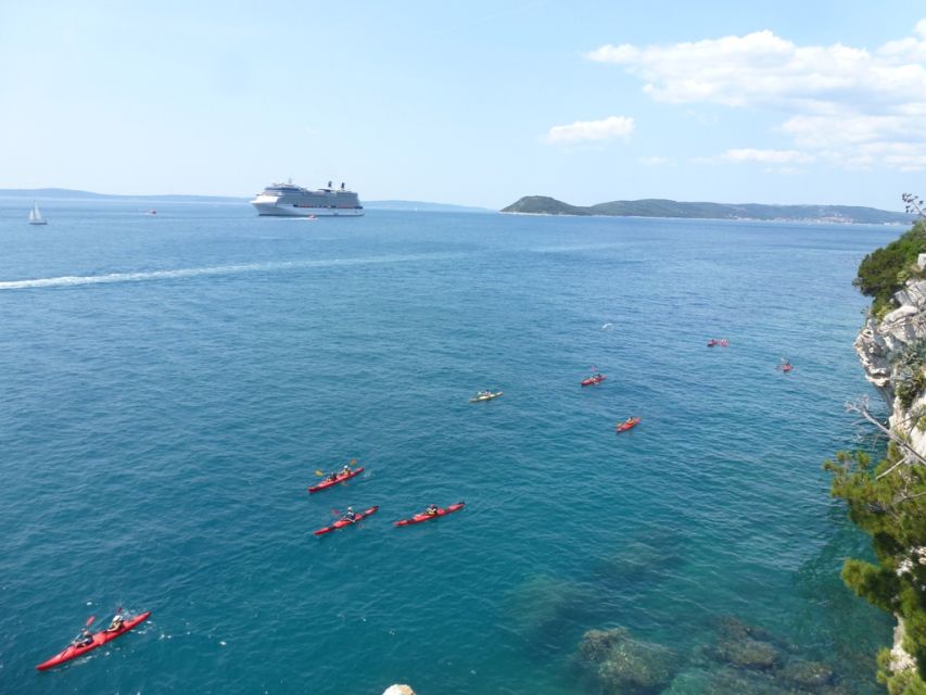 Split 4-Hour Guided Sea Kayak Tour - Sustipan Cliff: 40 meters above the sea, for gawking and for adventure types