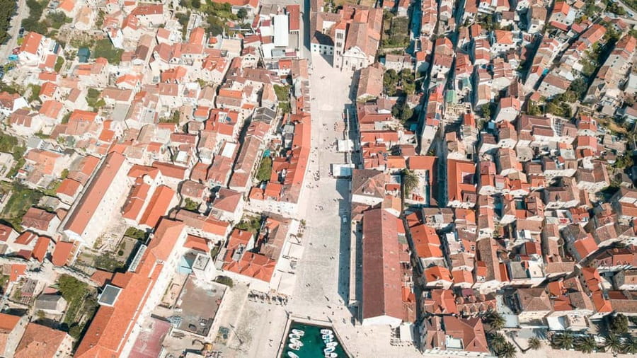 Split: 5 Islands Full-Day Tour to Blue Cave, Vis & Hvar - Hvar Town in Two Hours: Old Streets, Fortress Views, and a Real Break