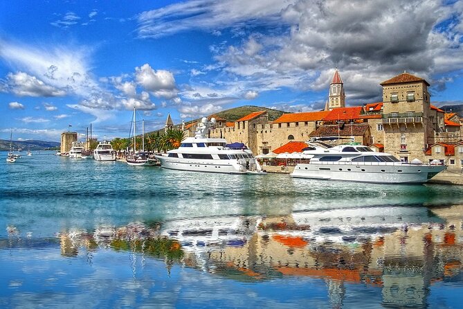 Split and Trogir Half Day SMALL GROUP Tour w Cruise Ship Drop Off - Meeting at Split’s Golden Gate, Then Walking Straight Into Diocletian’s Palace