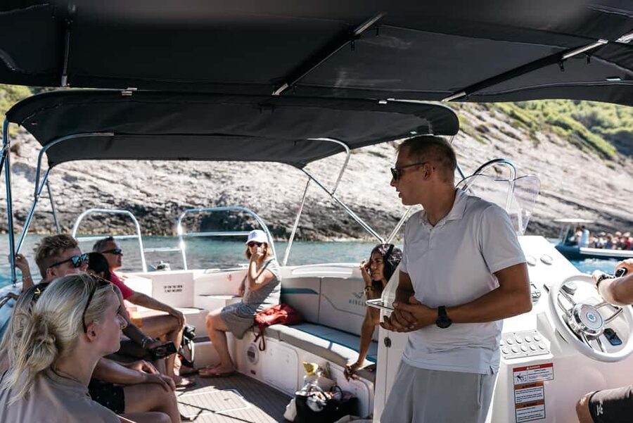 Split: Blue Cave, Hvar, and 5 Islands Boat Tour - Hvar City: the most time on land, and the best place to slow down
