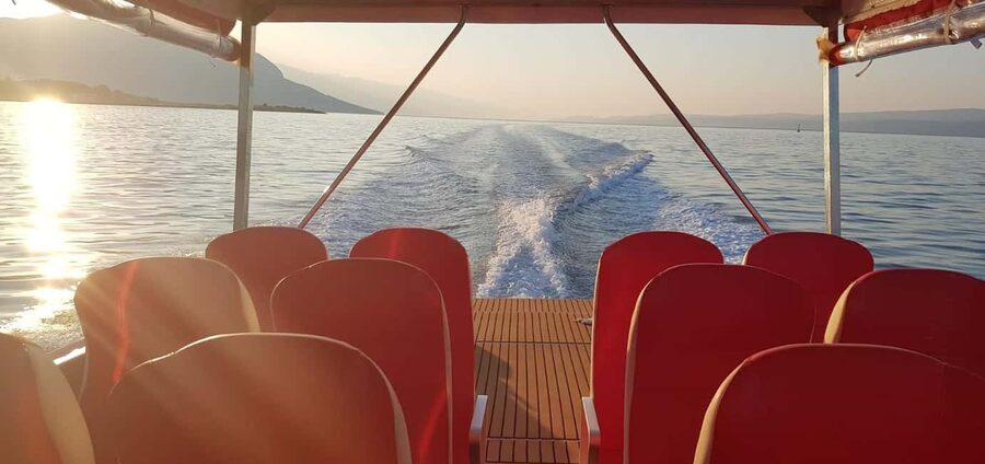 Split: Blue Cave, Hvar, and Pakleni Islands Speedboat Tour - How this 10-hour speedboat day works from Split
