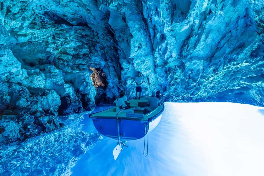 Split: Blue Cave & Hvar Small-Group Speedboat Tour - Komiža on Vis: why this stop feels more real than a quick dock photo