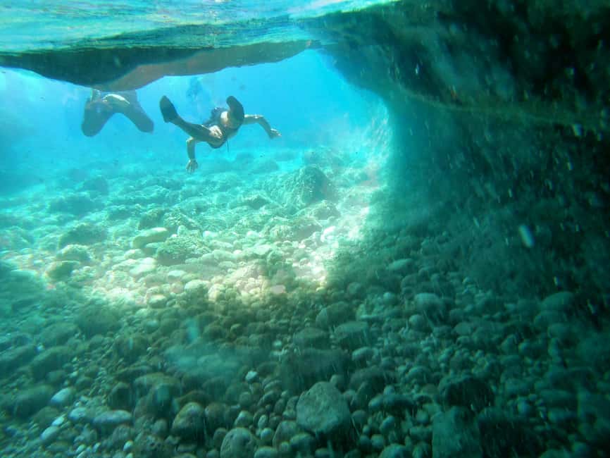 Split: Blue Lagoon & 3 Island Cruise with Snorkeling - Maslinica on Šolta and the 300-Year-Old Castle Option