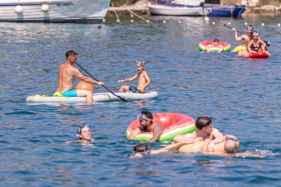 Split: Blue Lagoon 3 Islands All-Inclusive Cruise with Lunch - Food and drinks: how the “all-inclusive” part really works