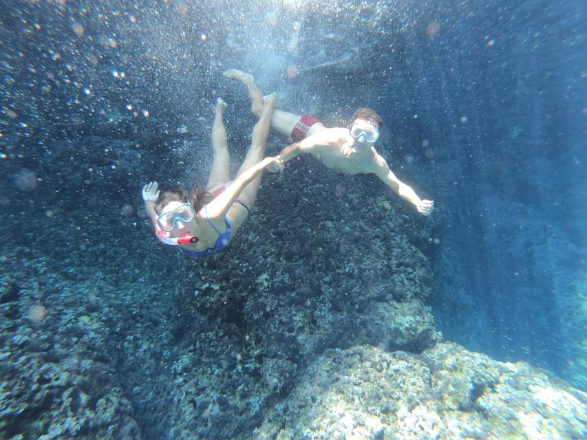 Split: Blue Lagoon, 3 Islands, and Wine Tasting Private Tour - Brač and Milna: wine tasting plus a stop for sightseeing
