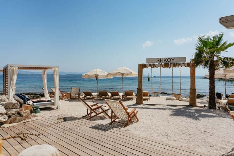 Split: Blue Lagoon & 3 Islands Small Group Speedboat Tour - Meeting at Toto Travel and What the Speedboat Day Feels Like