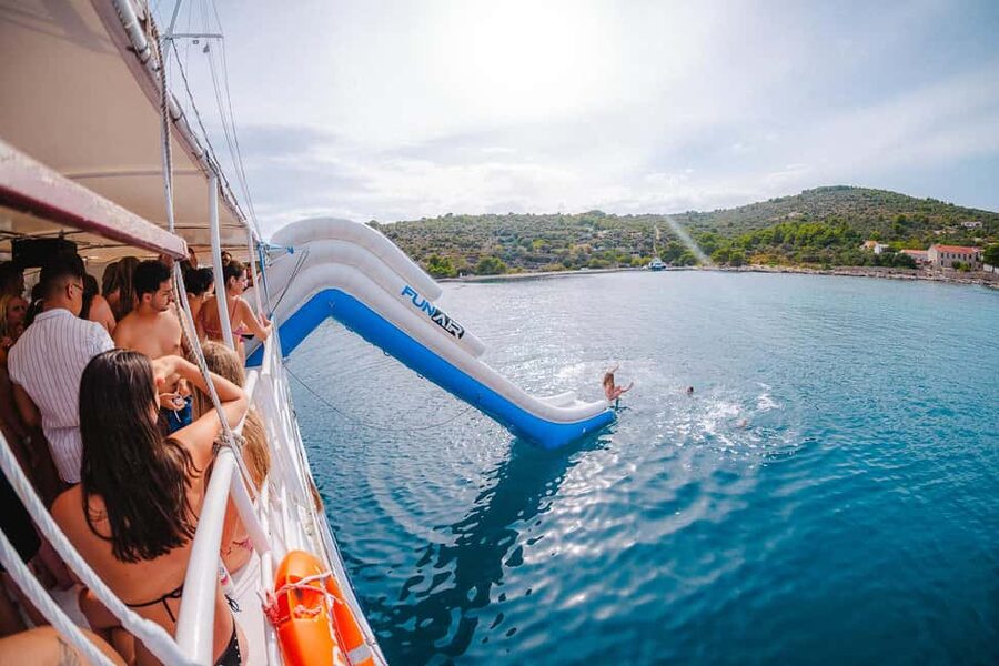 Split: Blue Lagoon Boat Party, Djs, Swim, Shots & AfterParty - Keeping the night going: Olife Beach Club entry and Milna perks