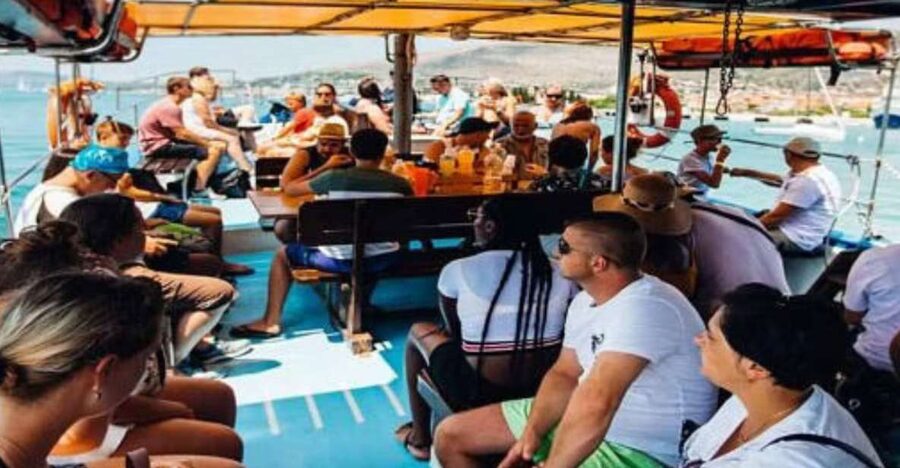 Split: Blue Lagoon Boat Trip with Lunch, Wine and Snorkeling - Key things to know before you go