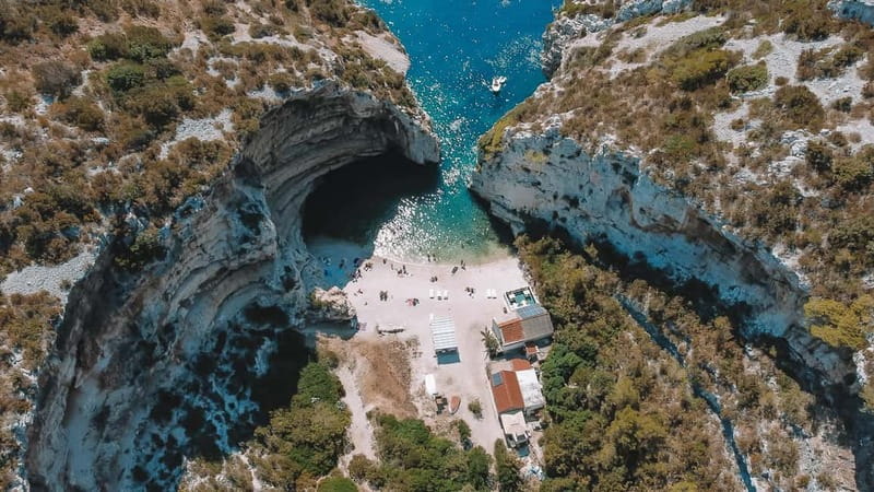 Split: Boat Tour to Blue Cave, Vis, Blue Lagoon, Hvar, Brač - Key things to know before you go