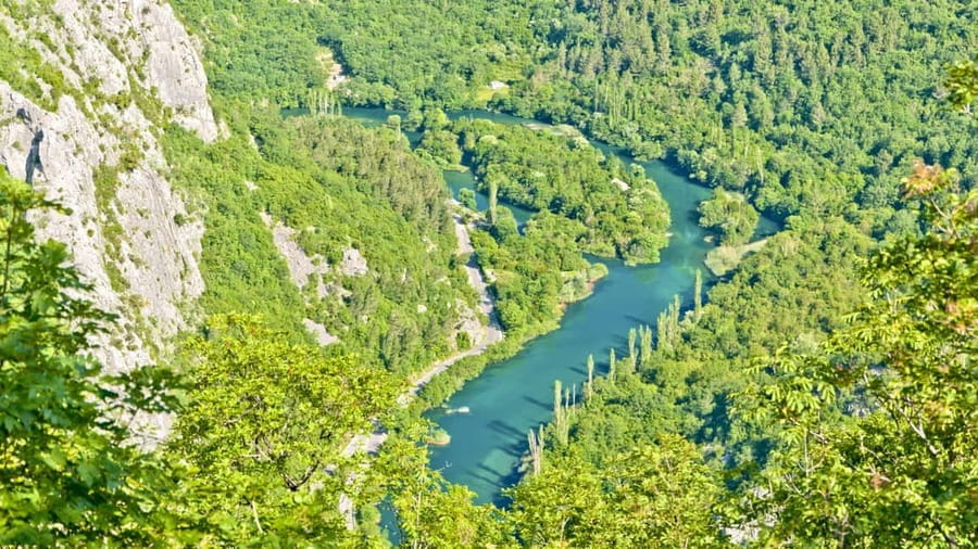 Split: Cetina River Rafting Tour with Instructor - Getting on the water: what the instructors actually do