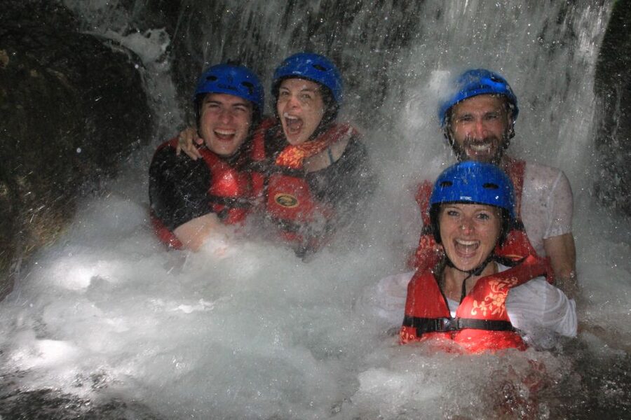 Split: Cetina River Rafting with Cliff Jumping and Cave Tour - Getting to the raft, parking near Omiš, and the shuttle system that keeps you sane