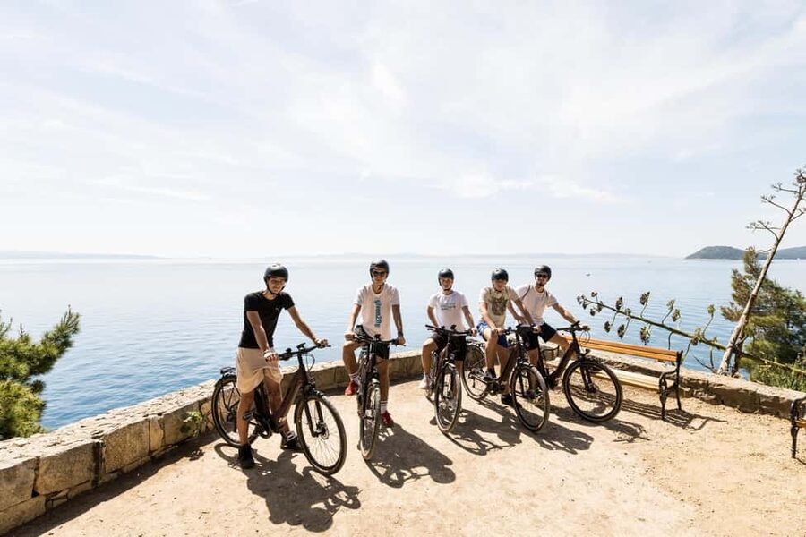 Split City Electric Bike Tour - What to pack so the ride feels easy, not annoying