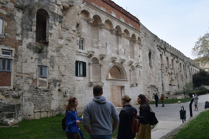 Split: Diocletian's Palace Walking and Wine Tasting Tour - Vestibulum and Triklinij: the acoustics stop and the best “palace view” stop