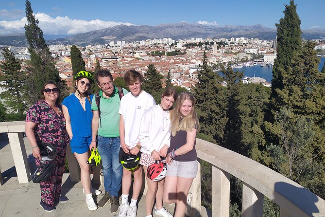 Split E-bike tour - A look at the oldest neighborhood in Split: quick orientation through older streets