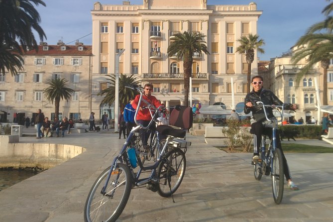 Split Electric Bicycle Tour - Getting Comfortable on the E-Bikes Before You Roll