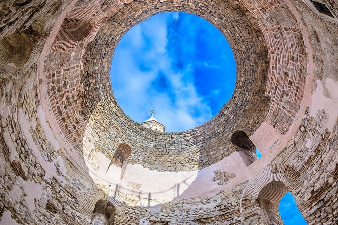 Split: Game of Thrones Small group Tour with Diocletian's Cellar - Game of Thrones in Split, but with real city context