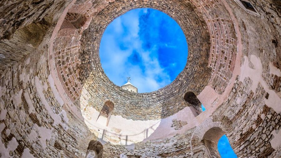 Split: Game of Thrones Tour with Diocletian's Palace Cellar - Town center stroll: the filming locations start feeling real fast