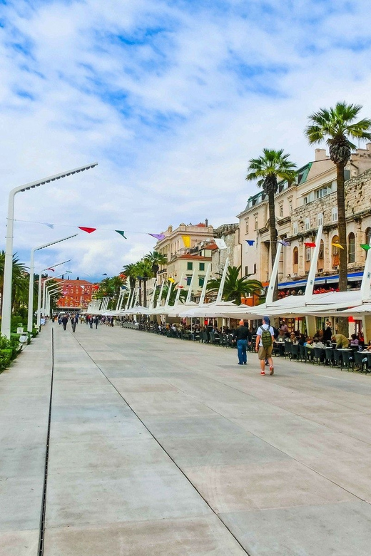 Split: Guided Walking Tour in English - Key points worth your attention