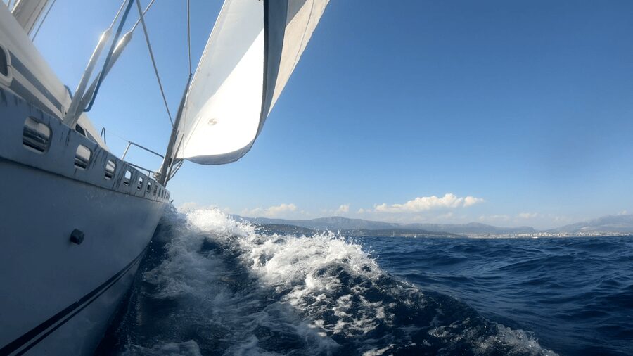 Split: Half Day Sailing Tour with Swim Stop, Snacks and Wine - How comfortable is a 33ft sailboat for a half-day?