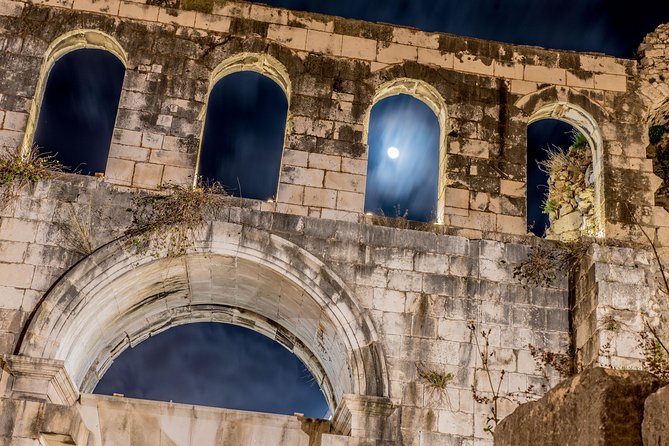 Split highlights – Evening walking tour - Cathedral of Saint Domnius and the Romanesque bell tower question
