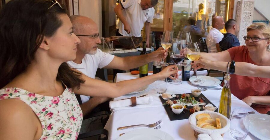 Split: Historical & Gastro Treasures Tour with Green Market - Start at Hrvojeva 1 Street, Then Let the Green Market Set the Tone