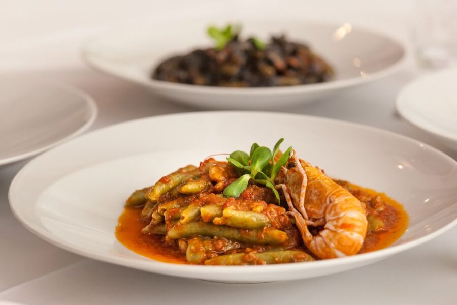 Split: Historical & Gastro Treasures Tour with Green Market - Konoba Lunch: Seafood Starter, Two Pastas, and the Black Risotto Moment