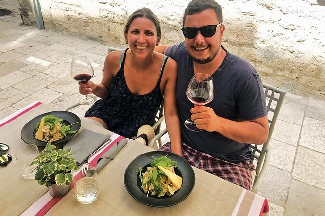 Split History and Gastro Small-Group Tour with Food and Drinks - Finding the orange spoon at the palace area