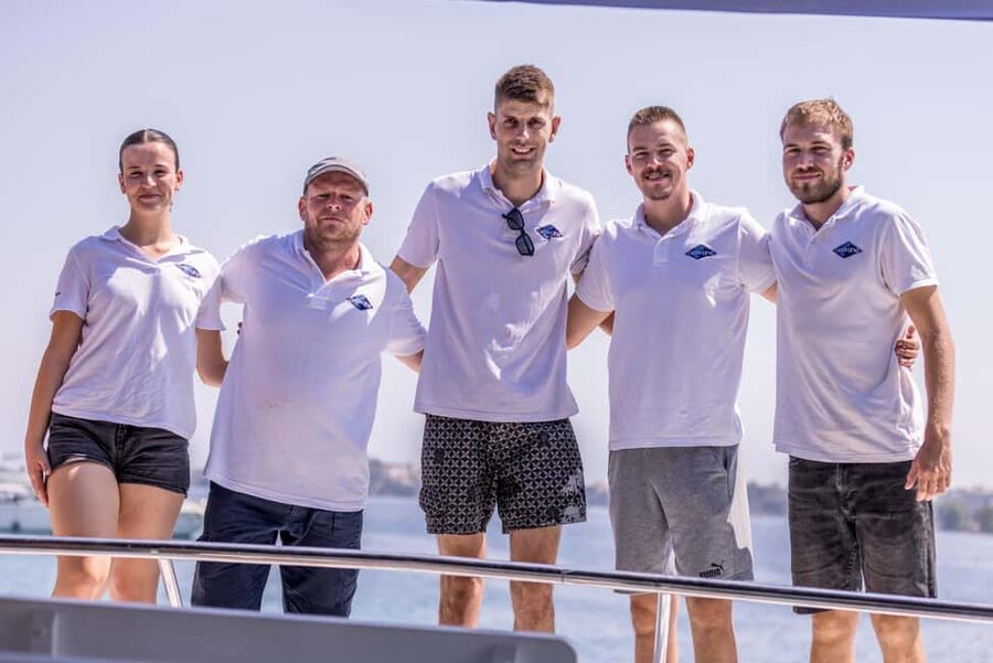 Split: Hvar, Brač, and Pakleni Cruise with Lunch and Drinks - Lunch and Drinks: What’s Included, and Why It Matters on a 10-Hour Day