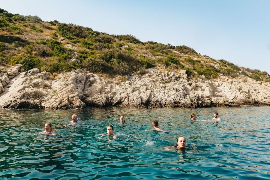 Split: Hvar, Pakleni, Brač & Šolta All-inclusive Tour - Pakleni Islands Bay Time: Where the Water Gets the Most Attention