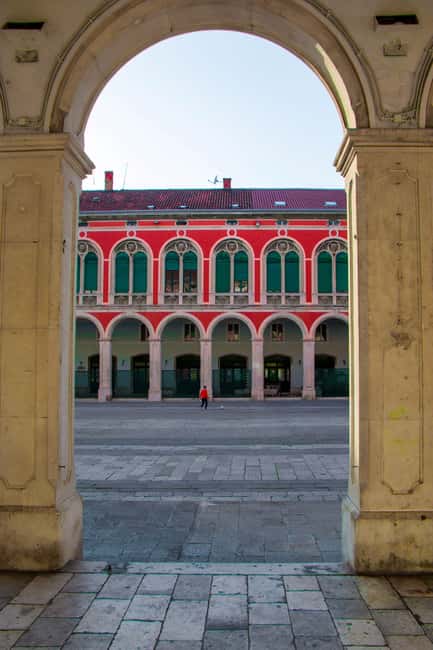 Split: Jewish Heritage & Diocletian's Palace Walking Tour - Key Jewish Landmarks You Visit (and Why They Matter)