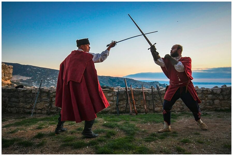 Split: Klis Fortress GOT and Olive Museum Entry Tickets - Getting between Stella Croatica and Klis Fortress without stress