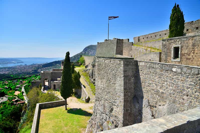 Split: Klis Fortress GOT and Olive Museum Entry Tickets - Views over Split: your camera moment, plus why timing helps