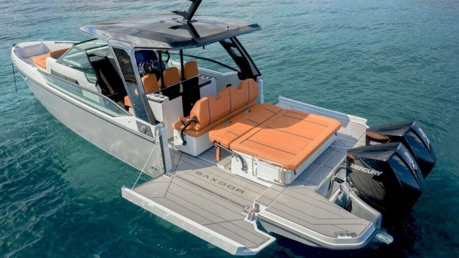 Split: Luxury Private Boat Trip to Hvar & Pakleni Islands - Luxury on a Private Skippered Boat Out of Split