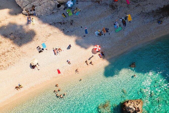 Split : Must-See Attractions Walking Tour with A Guide - Vestibulum of Diocletian’s Palace: the stop that makes stone sound real