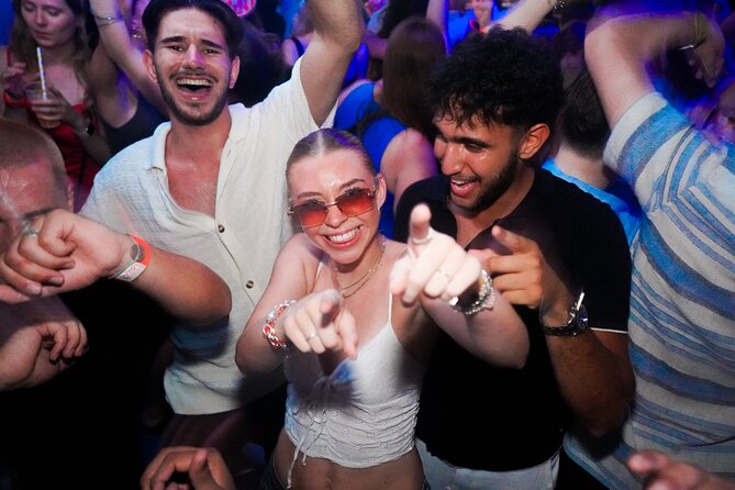 Split: Night Boat Party with DJ, Free Shots & After-Party - Who This Boat Party Fits Best (and Who Might Skip It)