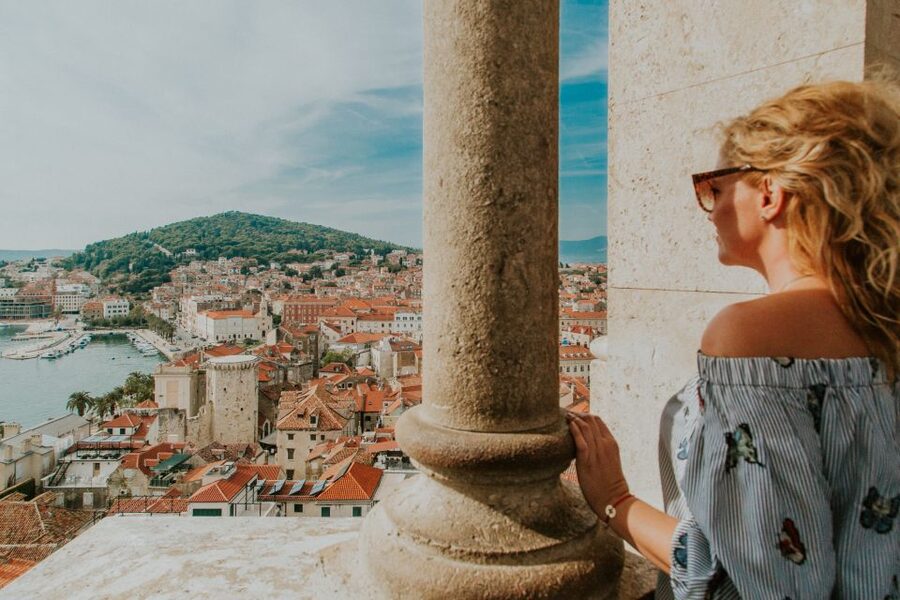 Split: Old City Guided Walking Tour - Photo Stops and the Route Back to the Riva