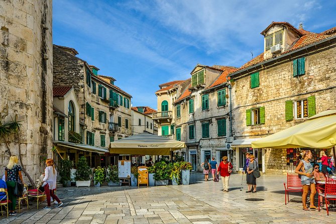 Split Old Town History Walking Tour - Golden Gate and Gregory of Nin: a tradition with a story