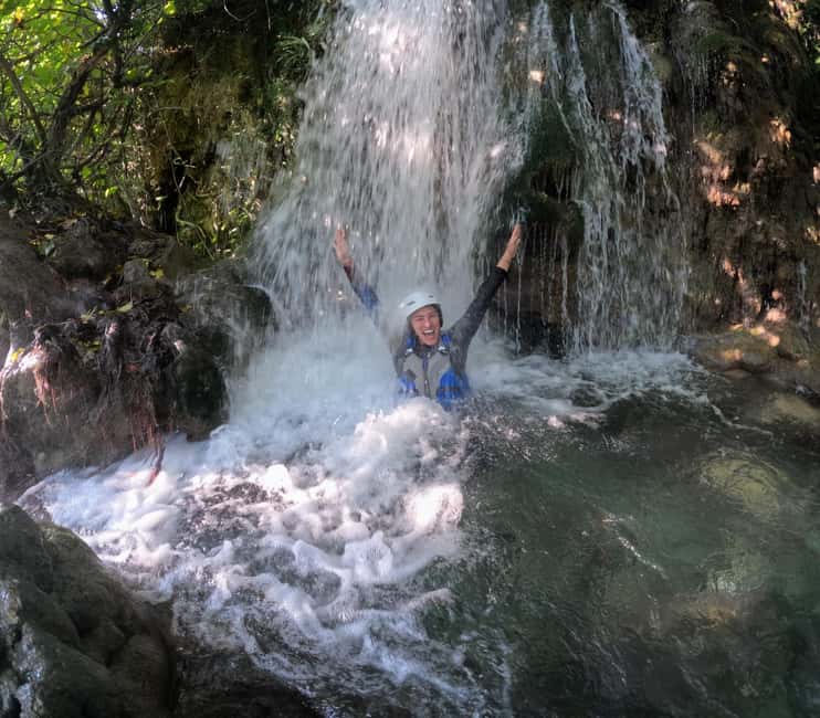 Split/Omiš: Rafting, Cliff Jumping, and Cave Tour - Cliff jumping from 4 to 6 meters: optional thrills with real height