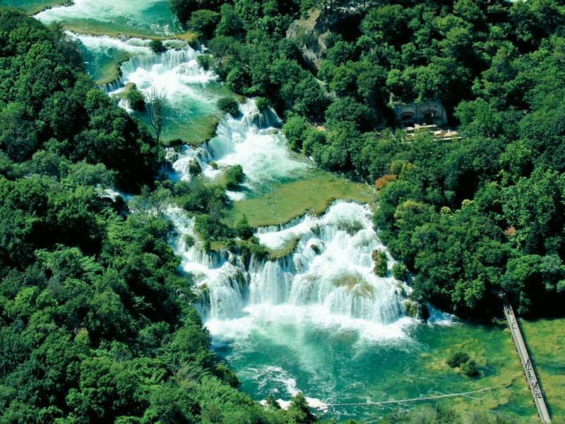 Split or Trogir: Krka Waterfalls & Wine and Food tasting - Who this tour suits best (and who should skip it)