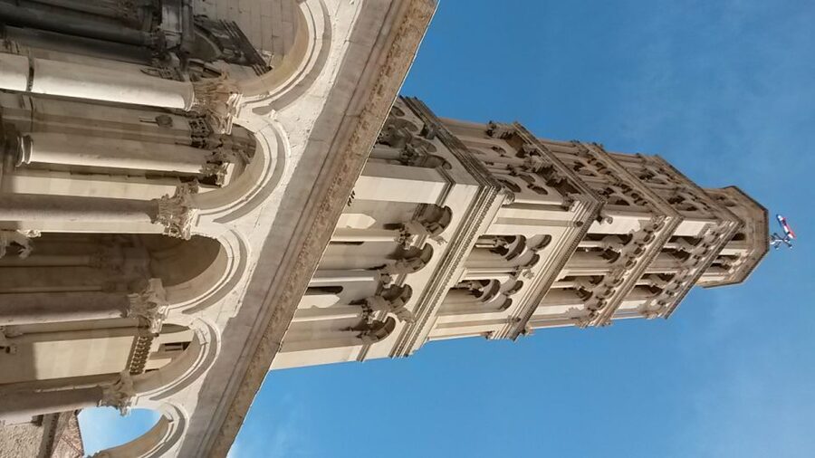 SPLIT:PREMIUM Emperor's Walking Tour for History Lovers - Entering the story at Brass Gate (Porta Aenea)