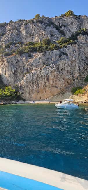 Split: Private Blue Lagoon, Shipwreck, & Bays Boat Tour - Key reasons this boat tour is worth your time