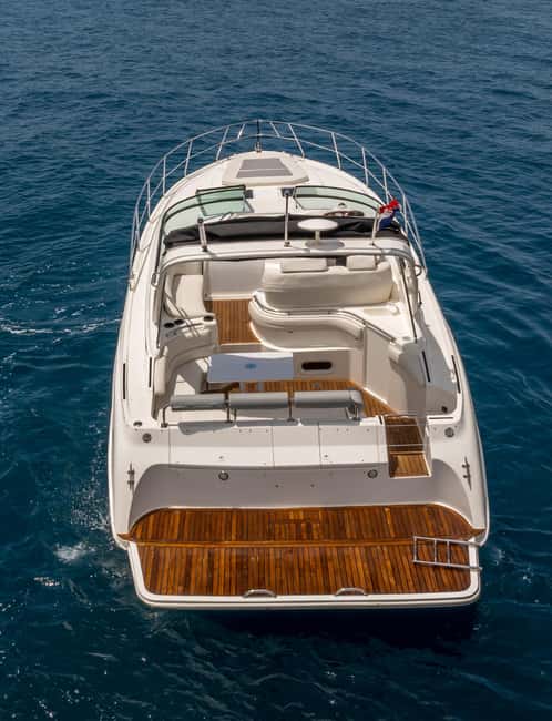 Split: Private Blue Lagoon, Shipwreck, & Bays Boat Tour - Drone photos and videos: a smart free extra for your Blue Lagoon memories