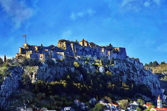 Split Private Tour: Klis, Salona & Trogir - Half a Day - Private transport value: comfort, WiFi, and small-group pacing